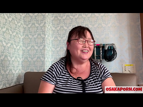 ❤️ Debela japonska mamica pokaže svoje ogromne joške in uživa v spolni igrački. Enainpetdesetletna azijska mamica govori o svojih spolnih izkušnjah. Yukiko 1 OSAKAPORN fatty milf ️ Porno vk pri nas
